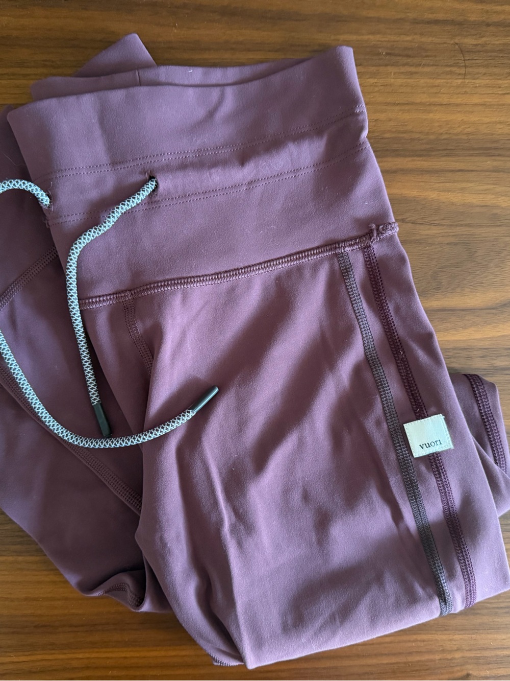 Vuori Mauve Leggings with Drawstring Accent